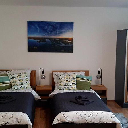 Apartma Vrbice Bohumín Buitenkant foto
