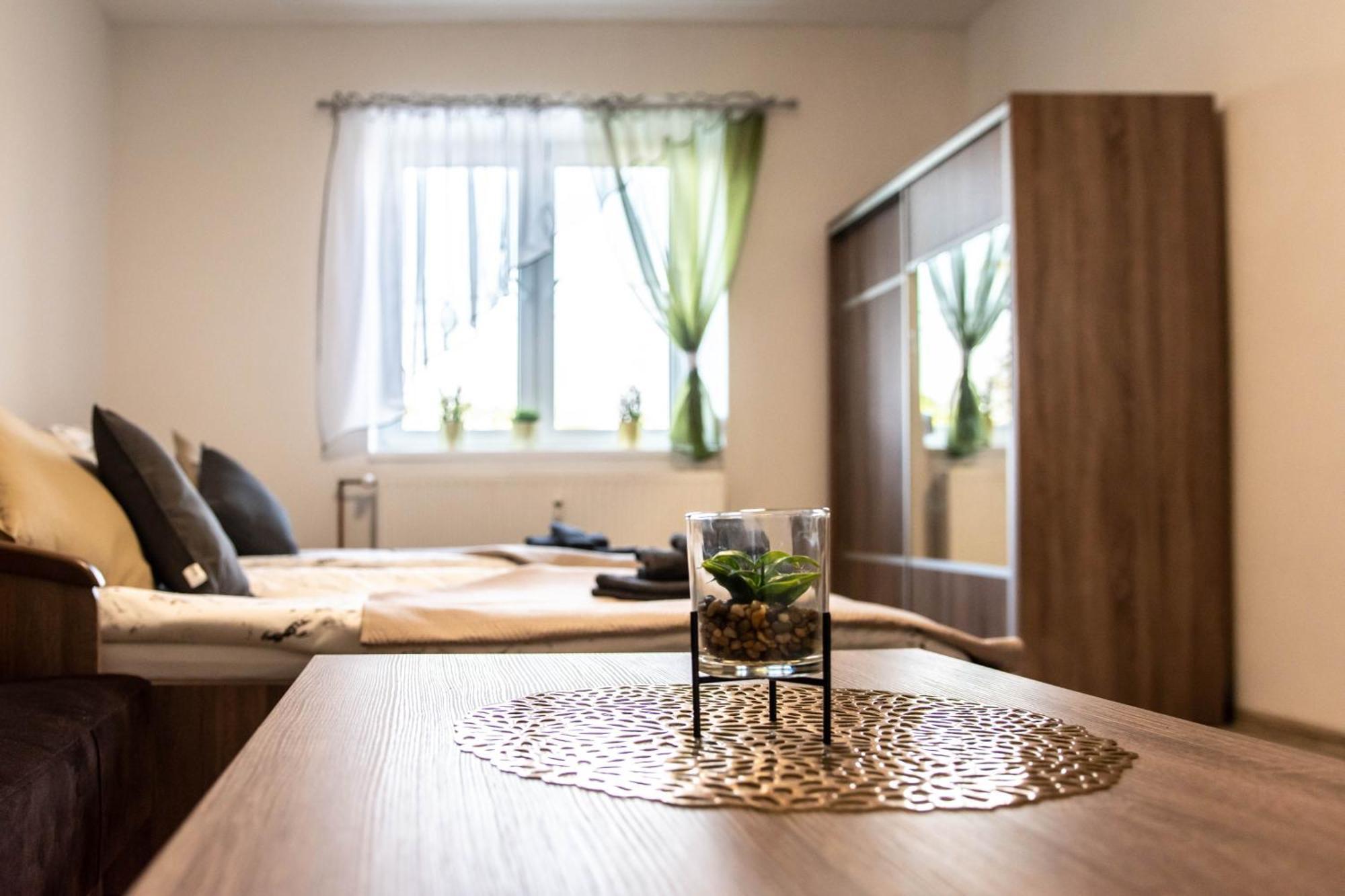 Apartma Vrbice Bohumín Buitenkant foto